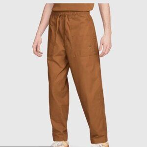 Nike Club Barcelona Pants British Tan Lightweight FN3096-281 Men’s Sz M